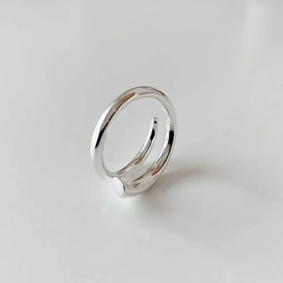 Minimalist 925 Sterling Silver Wrap Twist Ring Dainty Geometric Silver Ring - Picture 3 of 5